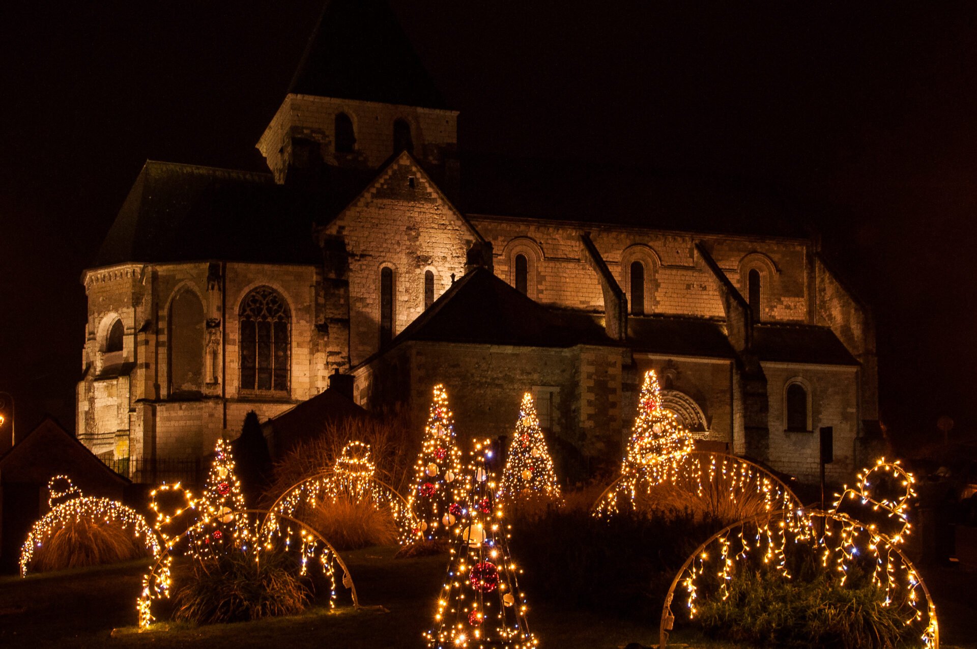 christmas lights in amboise