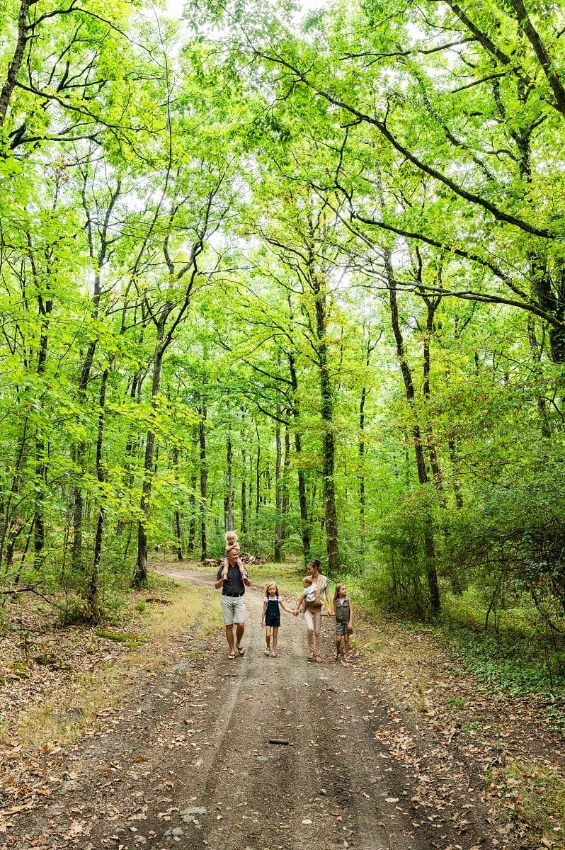 hiking trail in Amboise