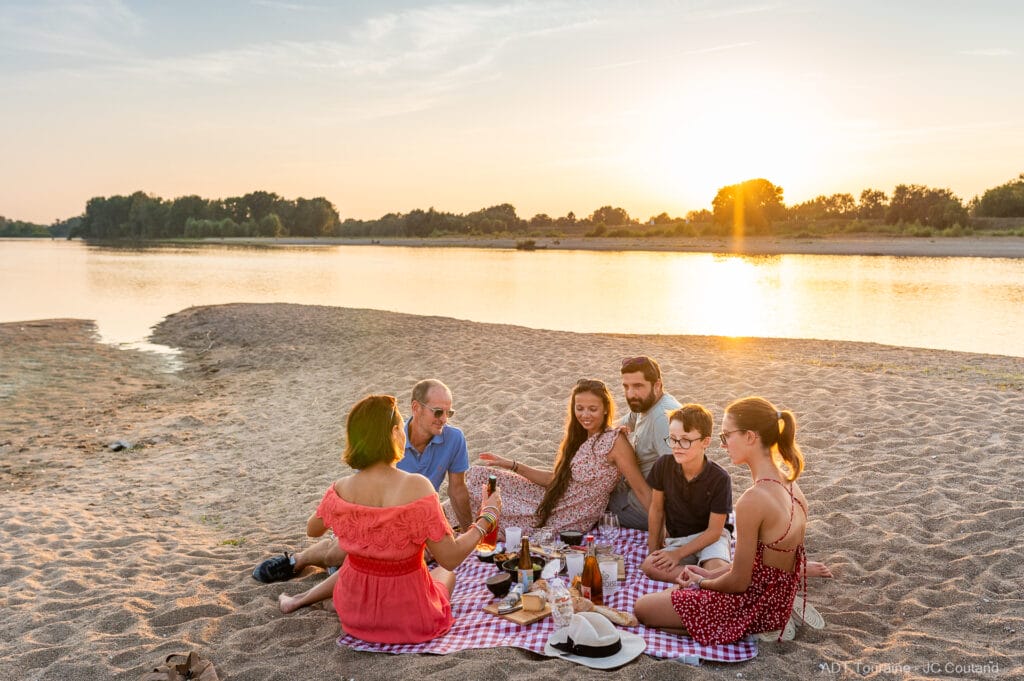 summer holidays in amboise