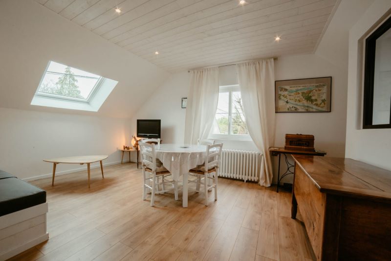 Relais de l'Ormeau, intérieur