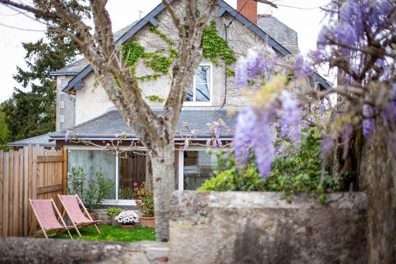 Relais de l'Ormeau, extérieur