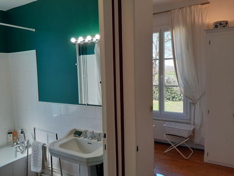 Gîte château de la Vallière - salle de bain verte
