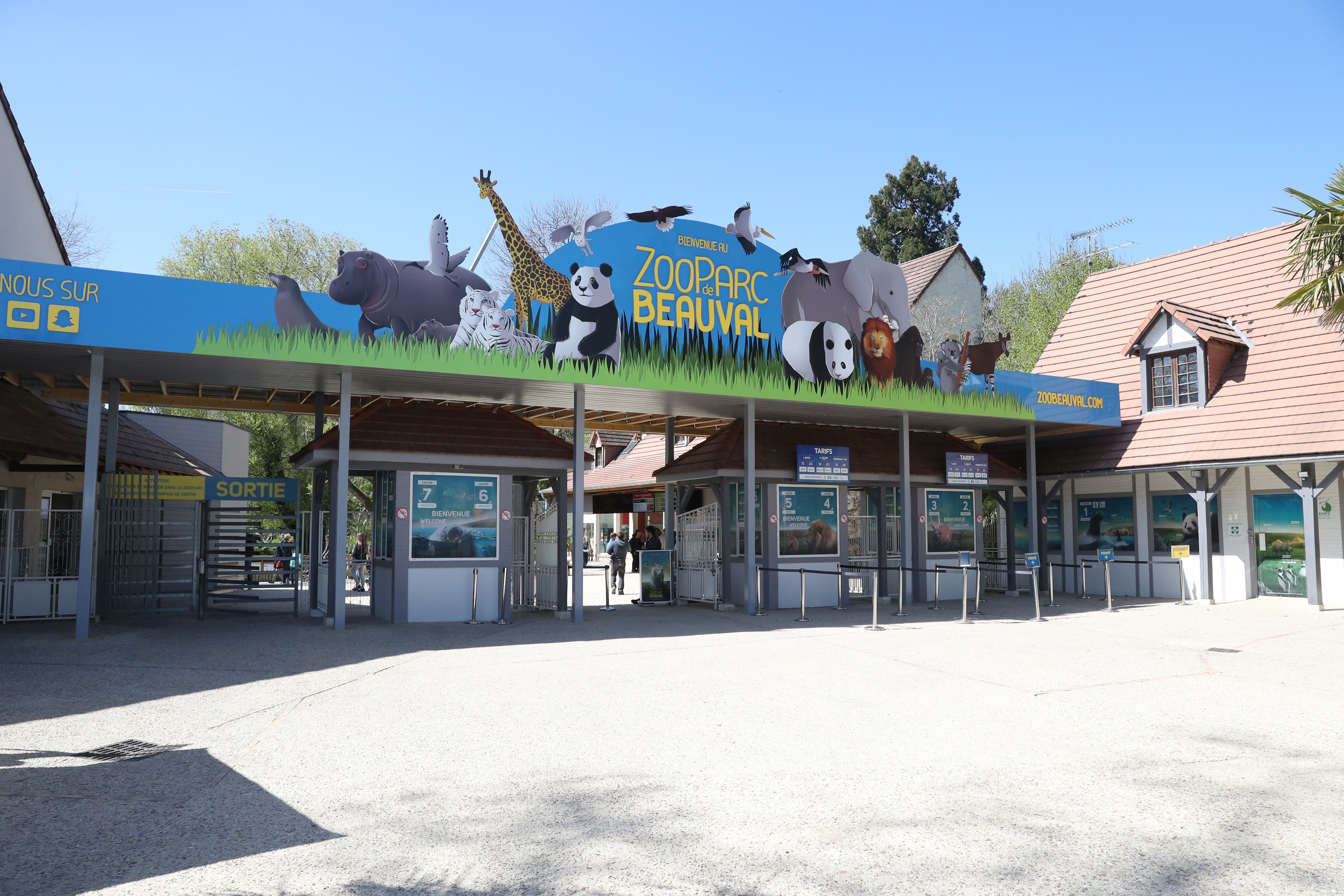 Entrée-ZooParc-deBeauval