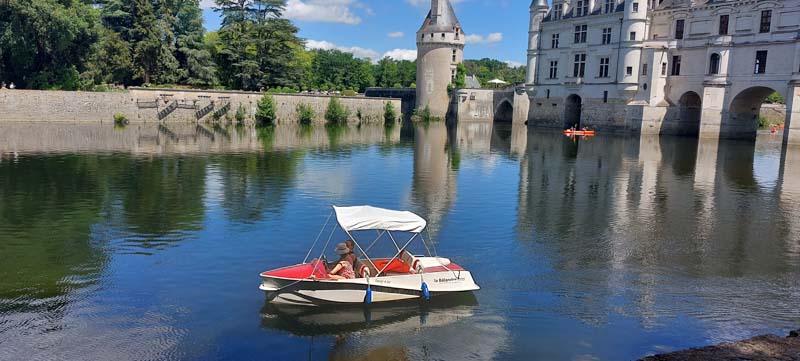 Bateau électrique