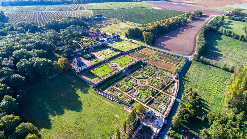 Chateau-de-Valmer-Vue-aerienne-Charly-s-Drone-paysage-2