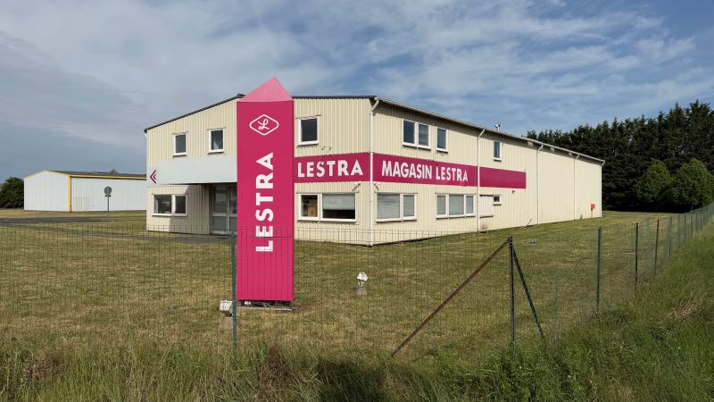 magasin-usine-lestra-exterieur