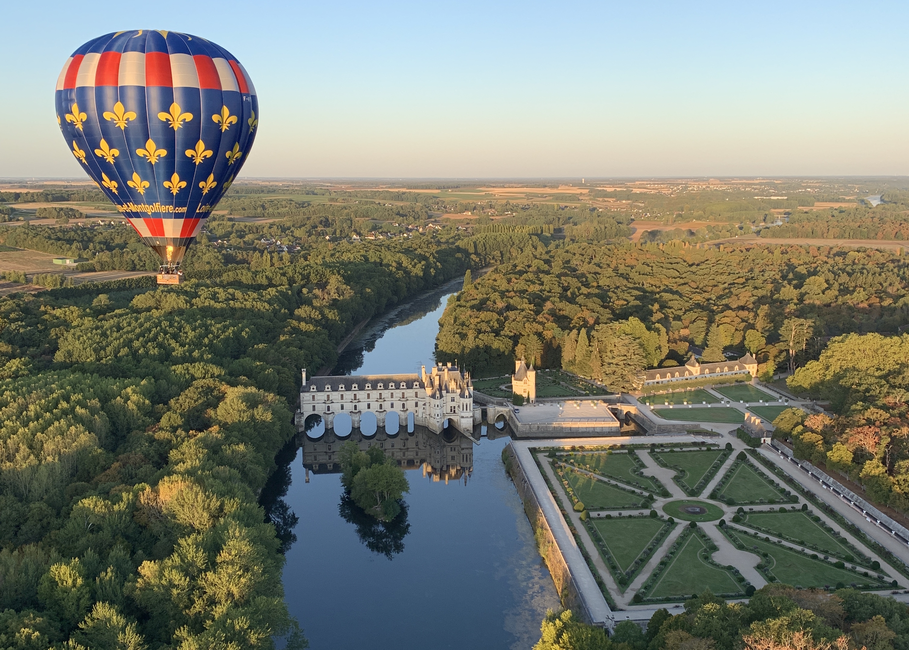 Touraine Terre d-Envol - Loire et Montgolfiere - Chenonceaux