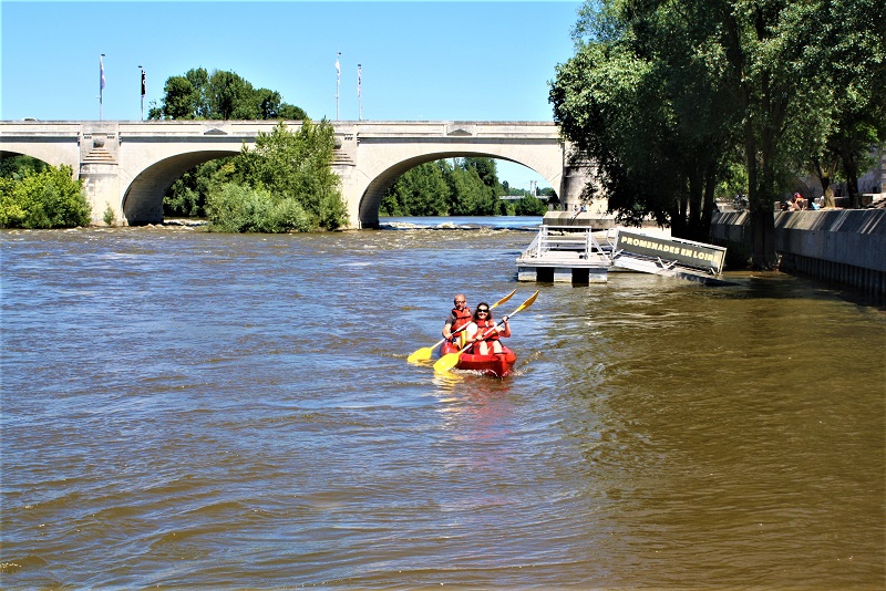 Tours & Canoe