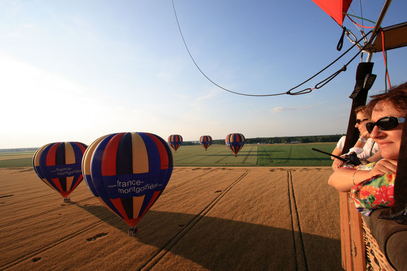 Vol-en-montgolfiere-France-Montgolfiere