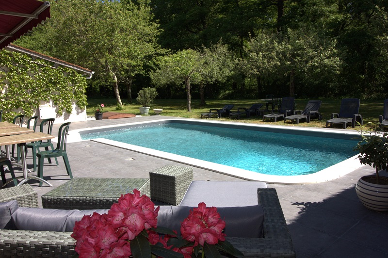 auberge_marcheroux_amboise_piscine_credits_hivert_2033