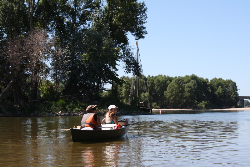 Tours & Canoe