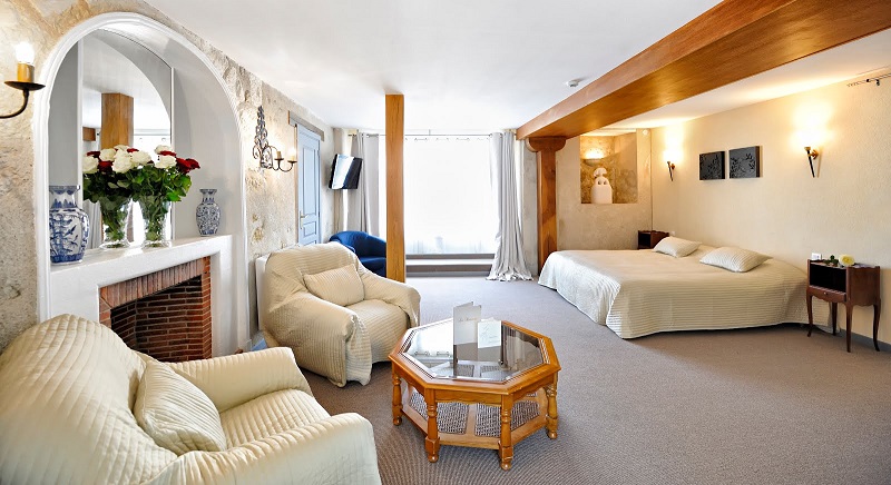 Chambre. Hôtel La Roseraie, à Chenonceaux.
