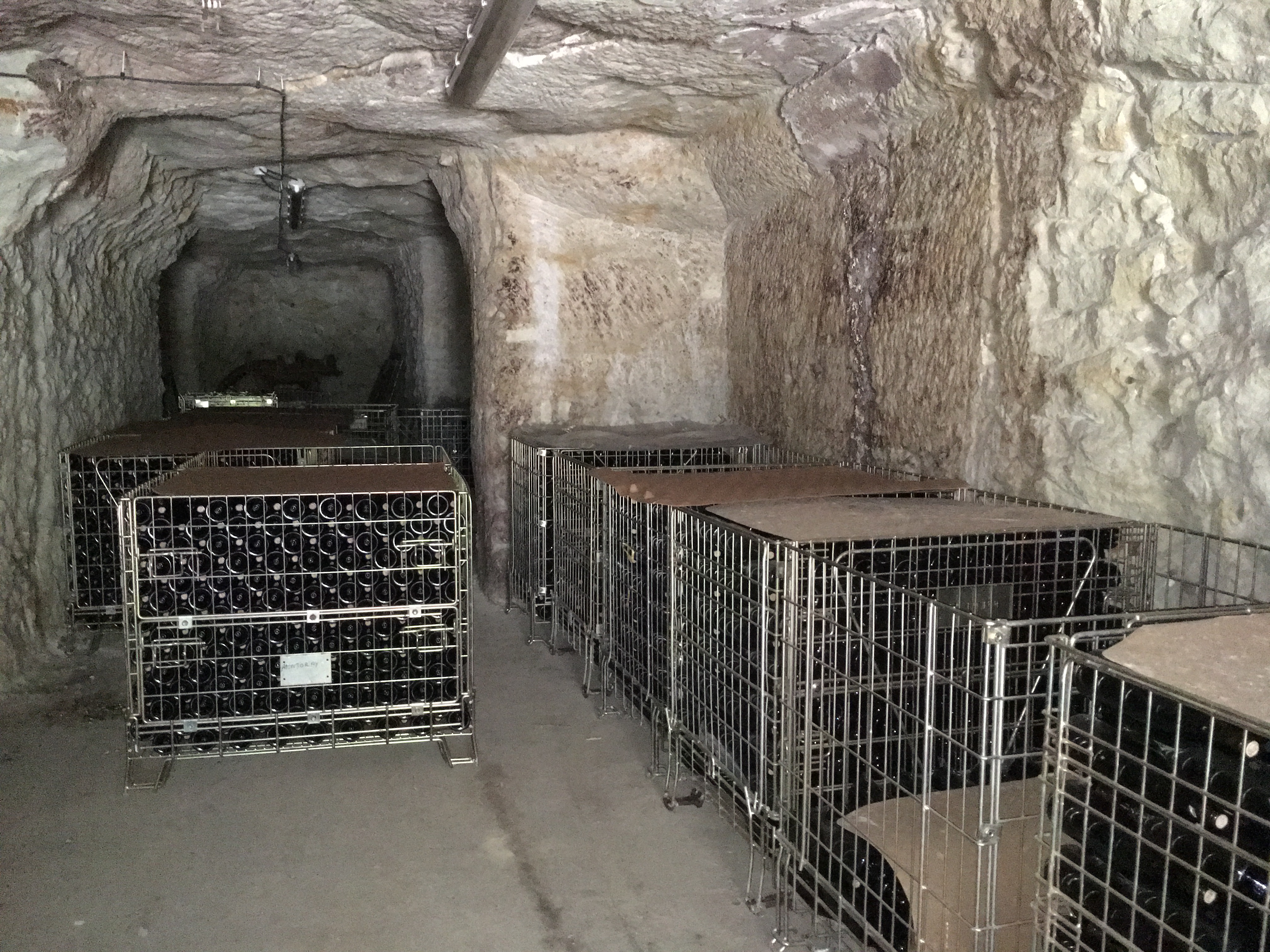 int-cave--1-