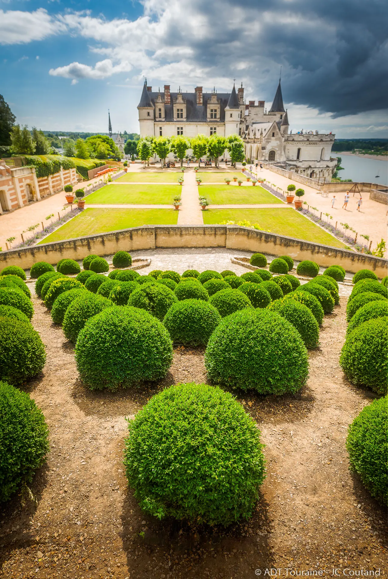 Amboise chateau royal