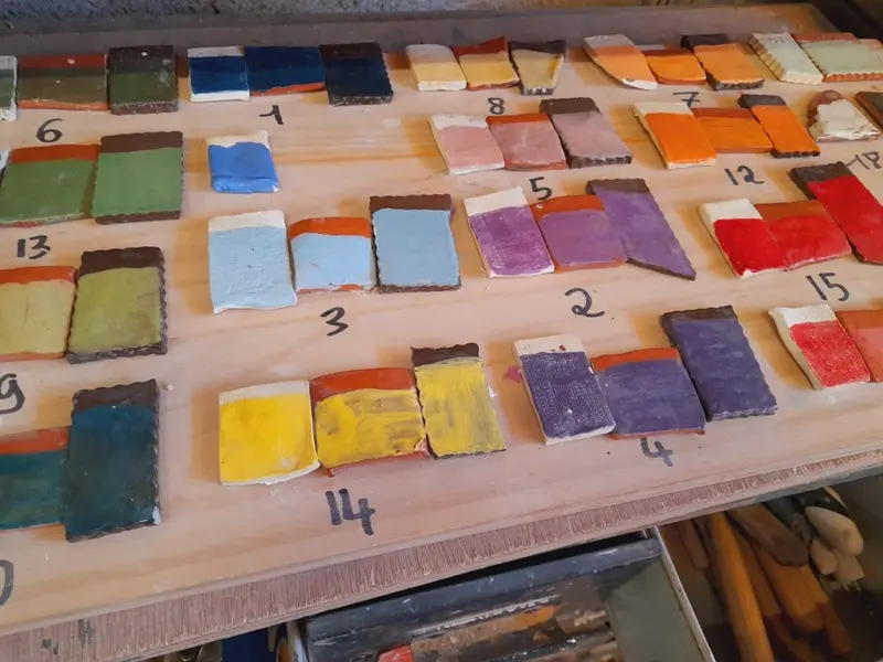 Poterie en Folie, atelier et boutique de poterie, situé à Chargé-Amboise