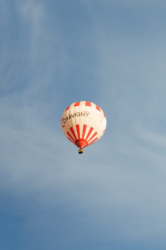 montgolfiere rouge aerocom amboise